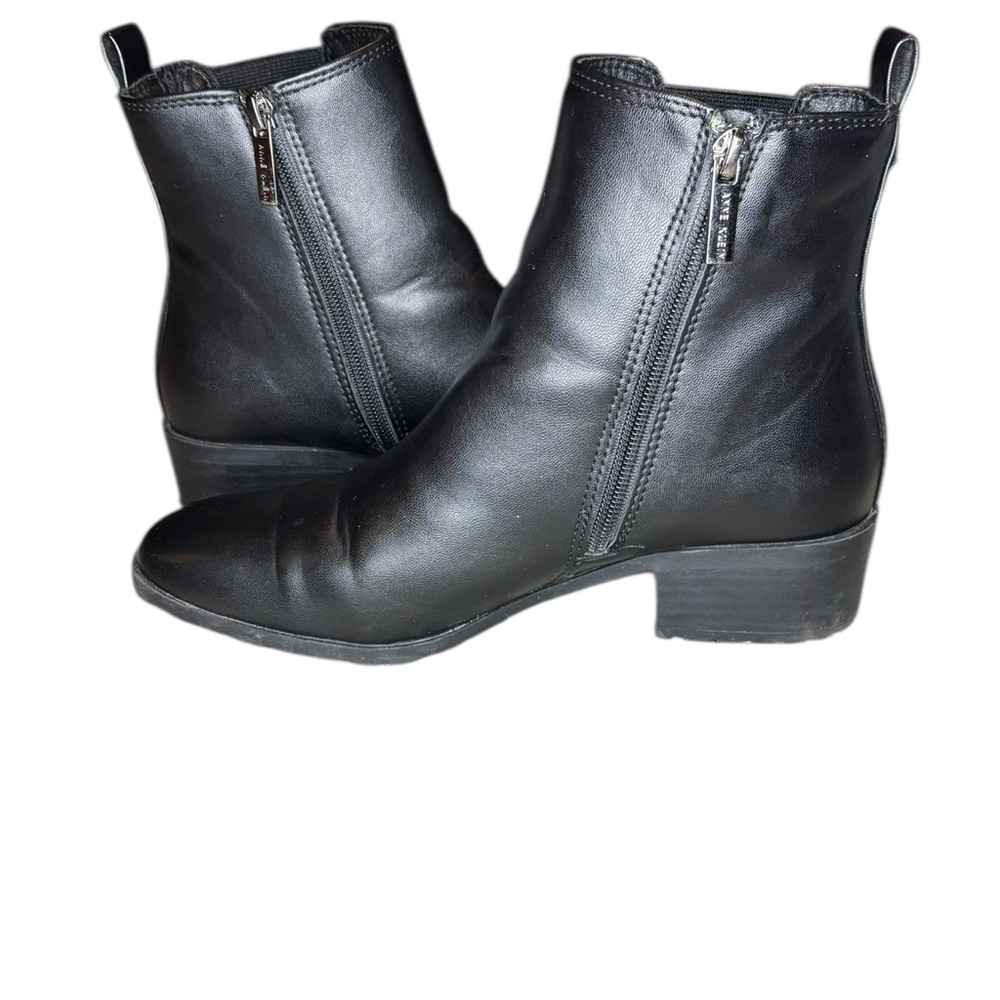 Anne Klein Coralie Black Ankle Boots Size 7.5 Comfort Chelsea Booties